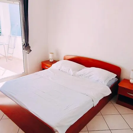 Sofia Apartment *